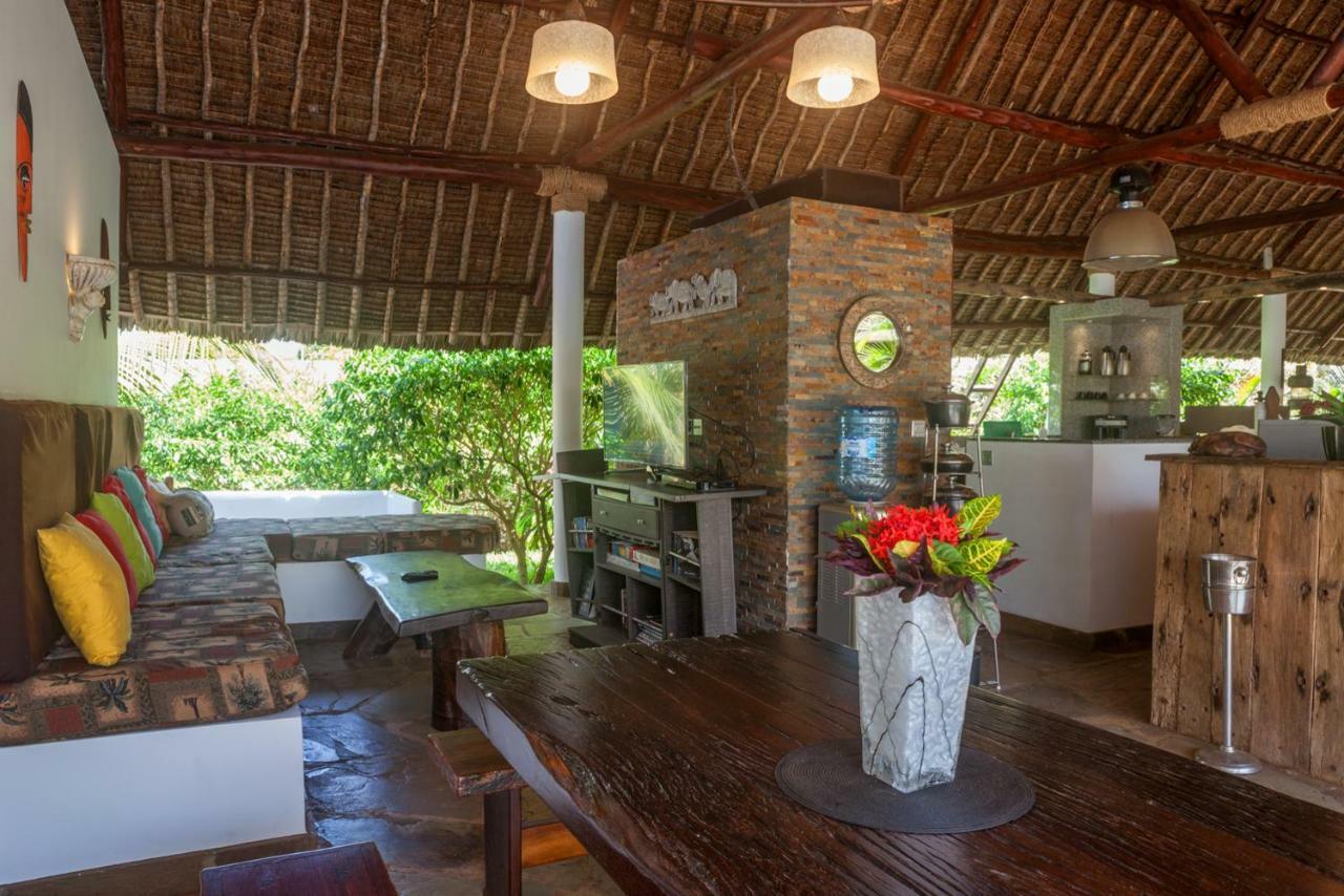 Villa Raymond, Diani, Kenya Диани-Бич Экстерьер фото